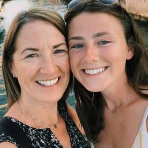 Meet your Posher, Ellen